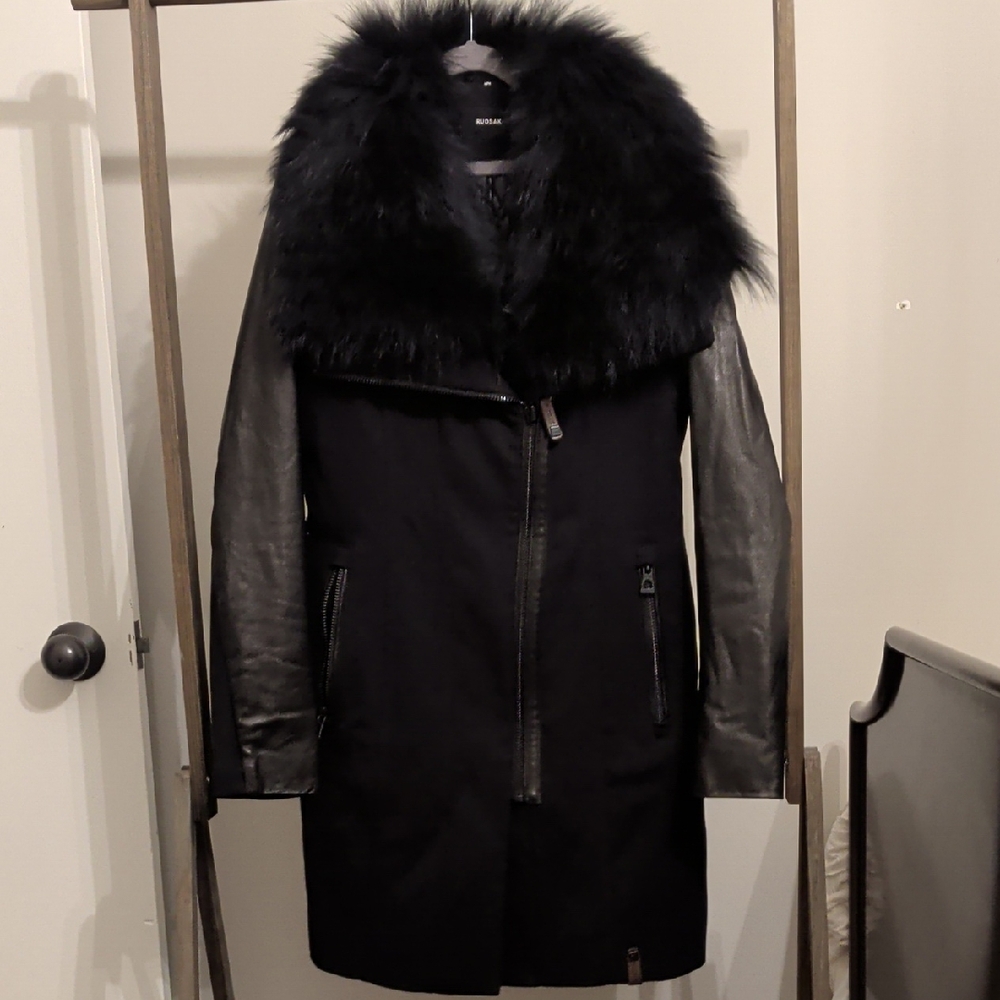 🖤✨RUDSAK Black Fur Trimmed Jacket With Leather✨🖤